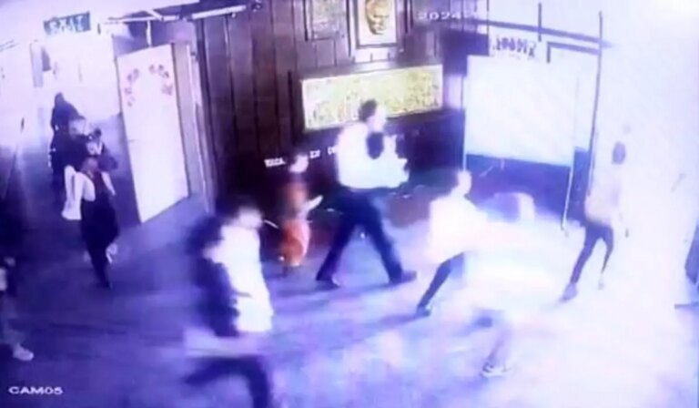 Malatya’da Deprem Anında Öğretmenlerden Kahramanlık Örneği