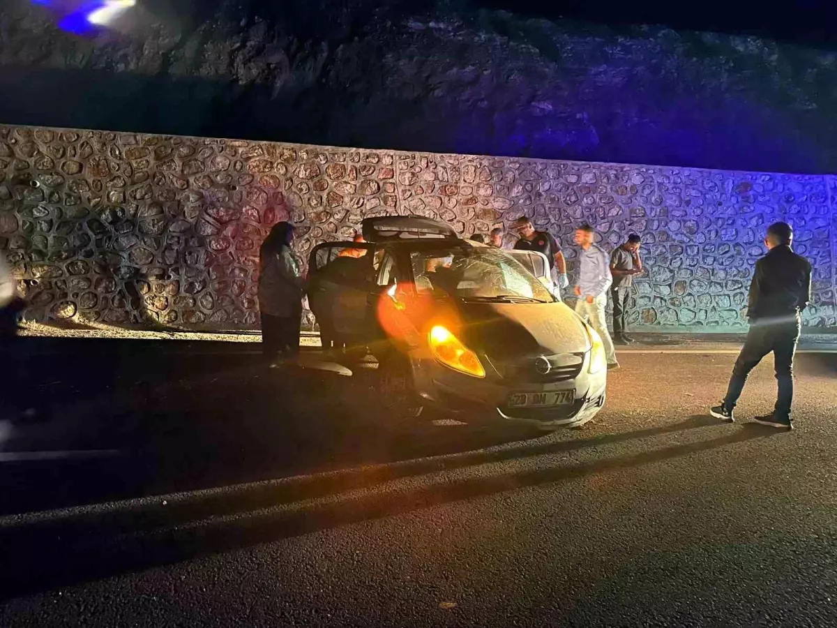 Malatya’da Kontrolden Çıkan Otomobil Takla Attı: 2 Yaralı
