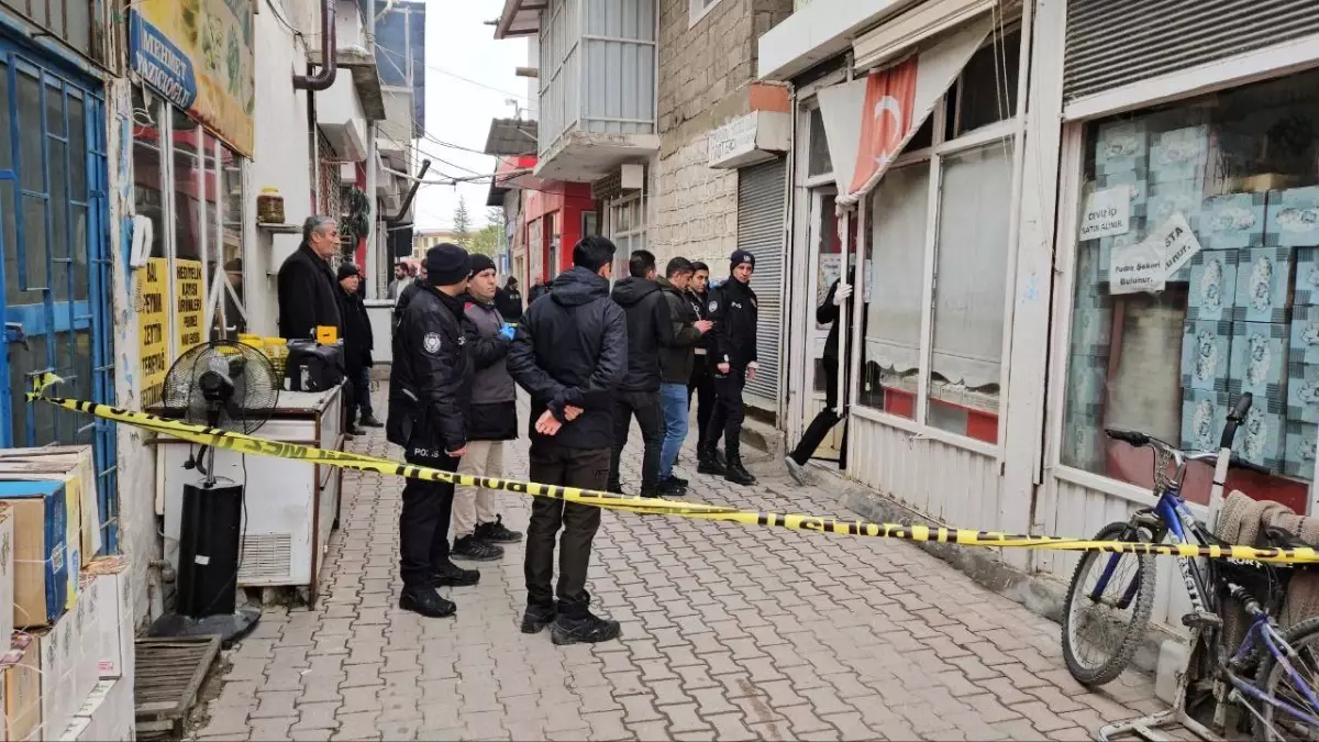 Darende’de Şekerlemeci İsmail Özoğlu, Atkısı ile Makineye Sıkışarak Hayatını Kaybetti