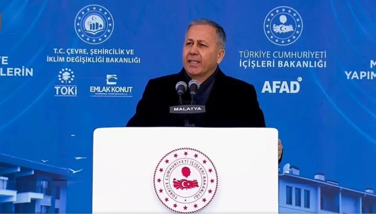 İçişleri Bakanı Yerlikaya, Malatya’da 201 bininci konutun teslim töreninde Türkiye’nin dayanışmasını vurguladı