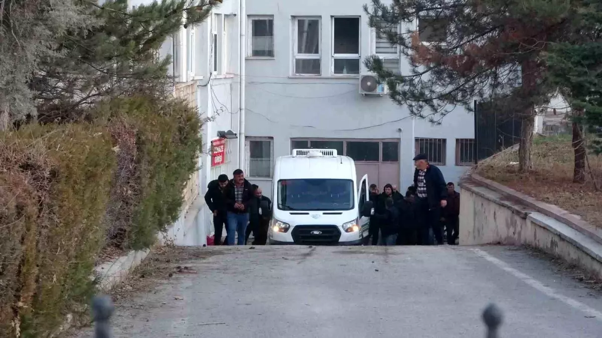 Malatya’da Akrabası Yaşlı Kadını Bıçaklayarak Öldüren Zanlı Tutuklandı