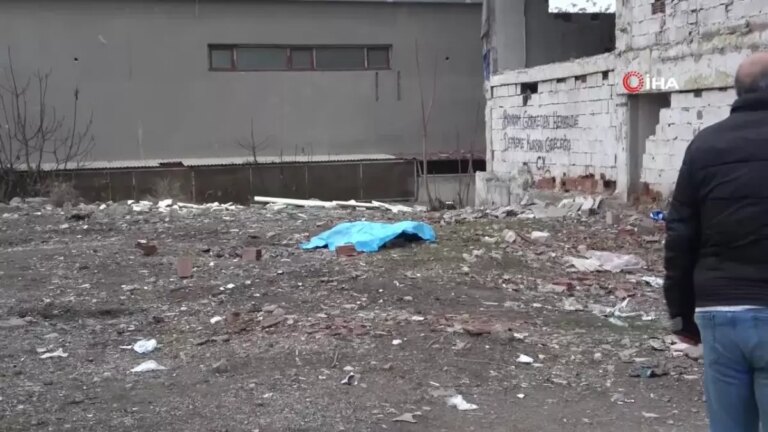 Malatya’da Boş Arazide Erkek Cesedi Bulundu