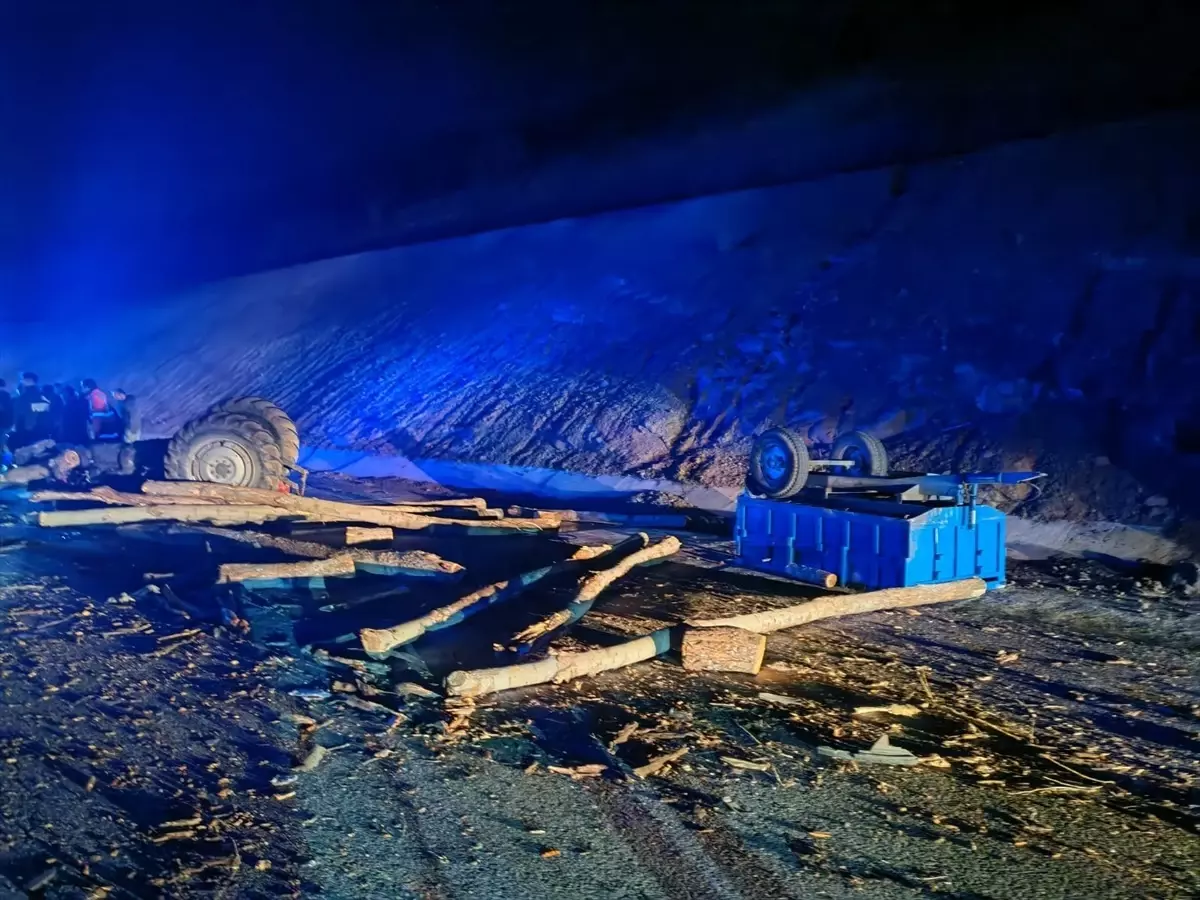 Malatya’da Tır ve Traktör Çarpıştı: 1 Ağır Yaralı