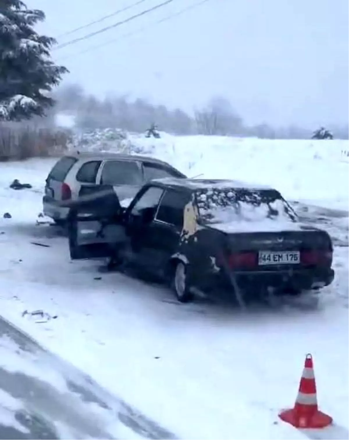 Elazığ’da Zincirleme Kaza: 5 Yaralı