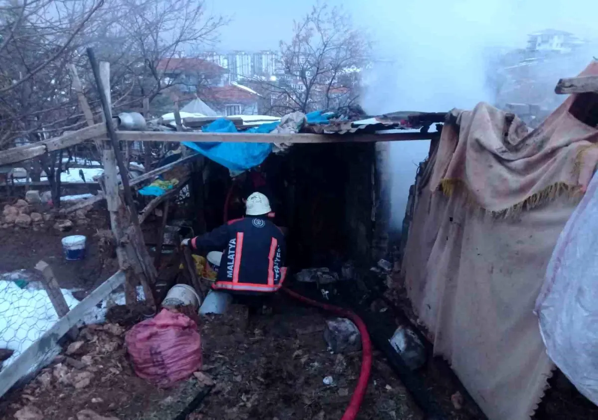 Malatya’da Ahır Yangını: 25 Küçükbaş Hayvan Telef Oldu