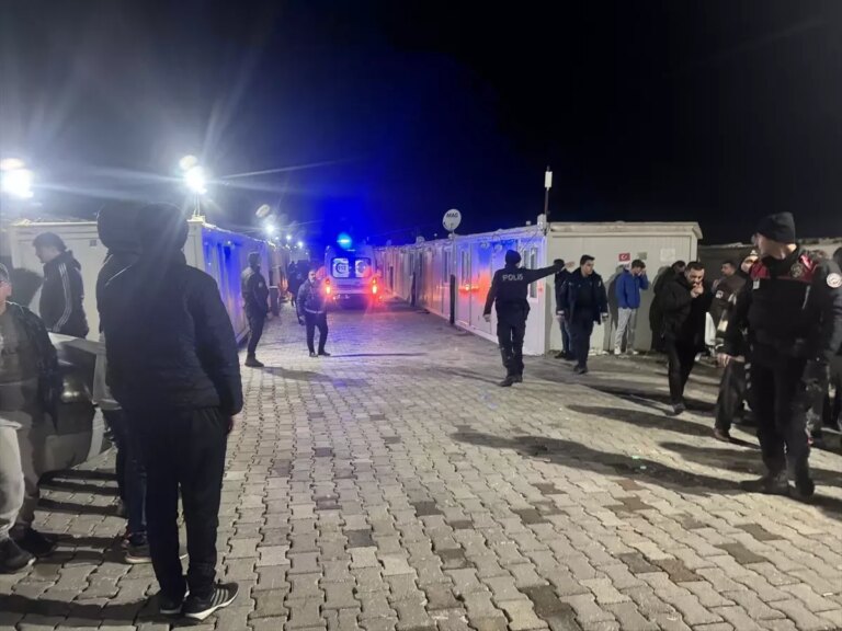 Malatya’da Hırsızlık Şüphelisine Polis Müdahalesinde Bıçaklı Saldırı
