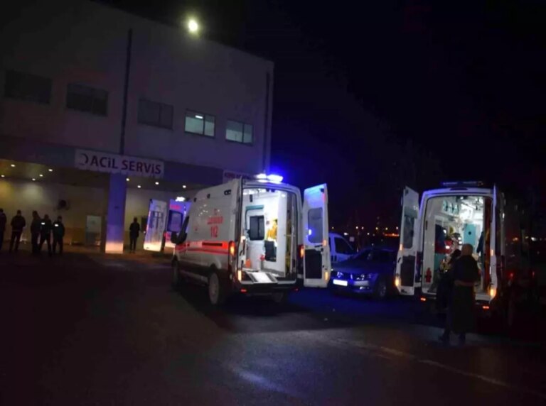 Malatya’da İki Kız Grubu Arasında Bıçaklı Kavga: 2 Yaralı