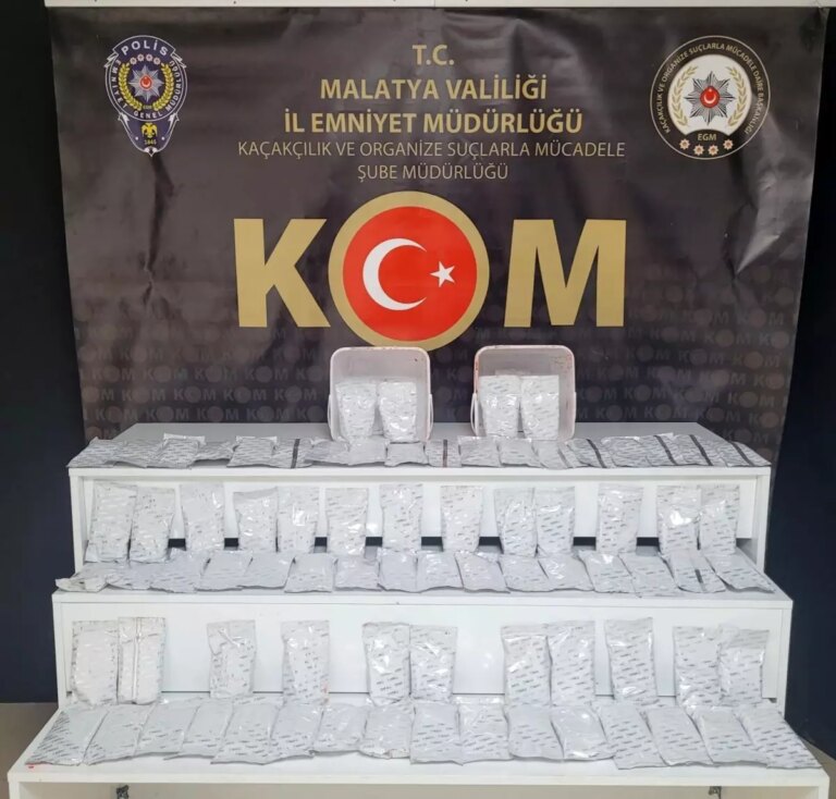 Malatya’da Kaçak Tütün Operasyonu: Bin Paket Sigara ve 20 Kilo Nargile Tütünü Ele Geçirildi