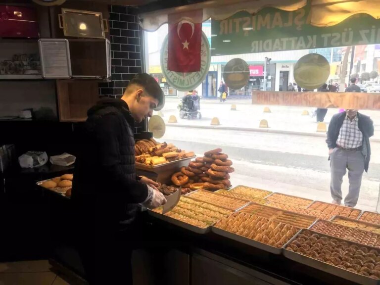 Malatya’da Bayram Öncesi Baklava İmalatında Yoğunluk