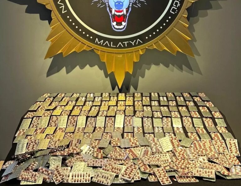 Malatya’da Torbacılara Yönelik Operasyonda 2868 Adet Sentetik Ecza Ele Geçirildi